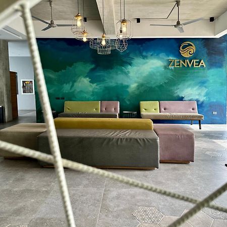 Zenvea Hotel Coron Bagian luar foto