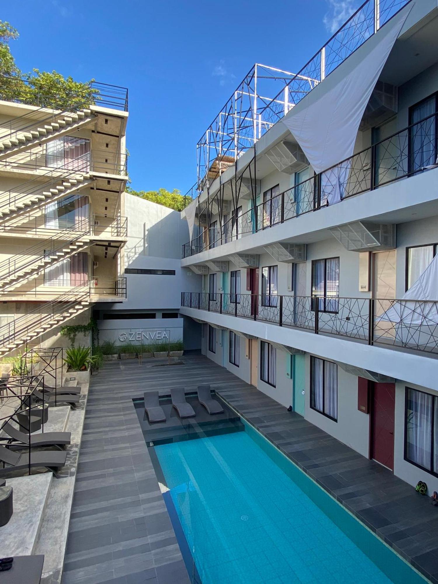 Zenvea Hotel Coron Bagian luar foto