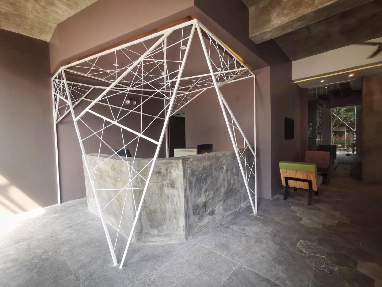 Zenvea Hotel Coron Bagian luar foto