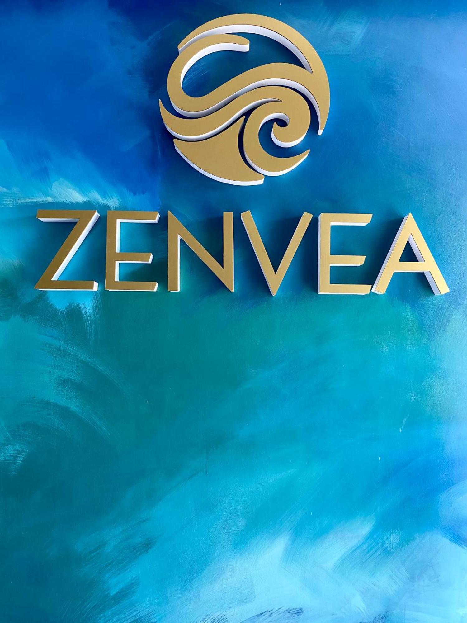 Zenvea Hotel Coron Bagian luar foto