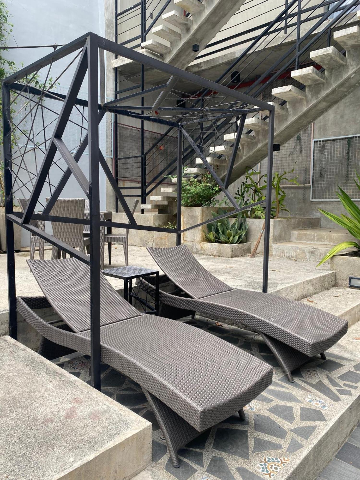 Zenvea Hotel Coron Bagian luar foto